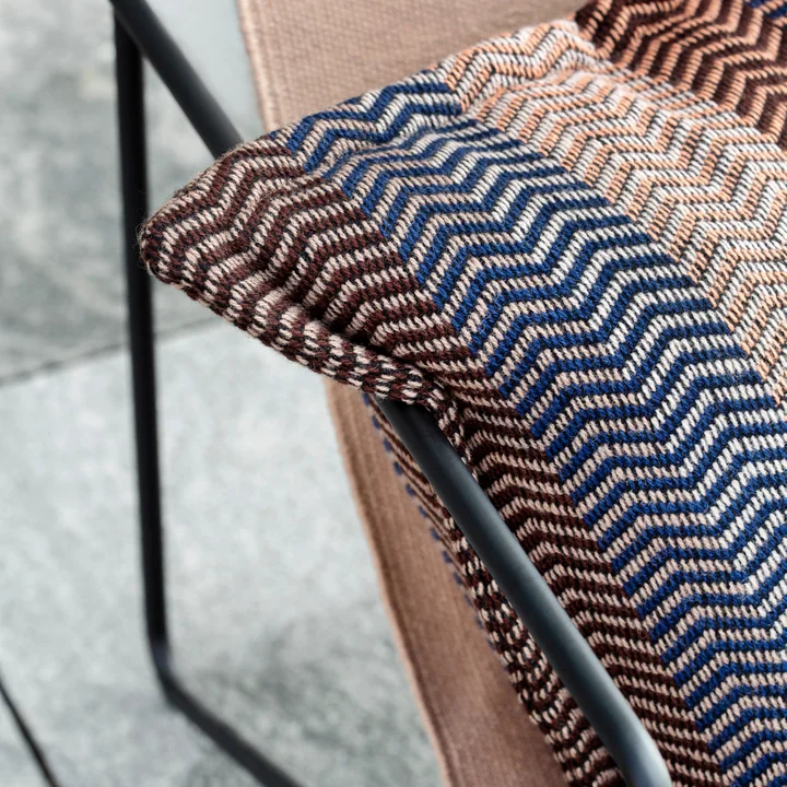 Fri Kissen 60 x 60 cm von Røros Tweed in by the fire