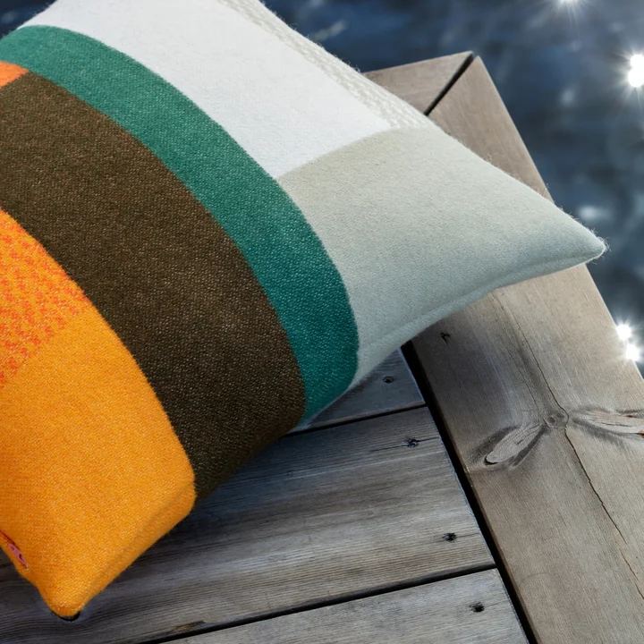 Mikkel Kissen 50 x 50 cm von Røros Tweed in orange