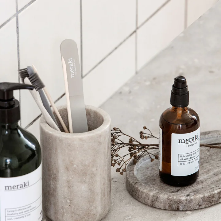 Marmor Becher und Tablett von Meraki in beige