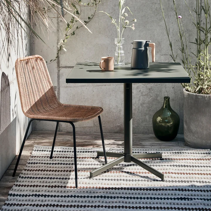 Helo Bistrotisch Outdoor von House Doctor in der Farbe grün