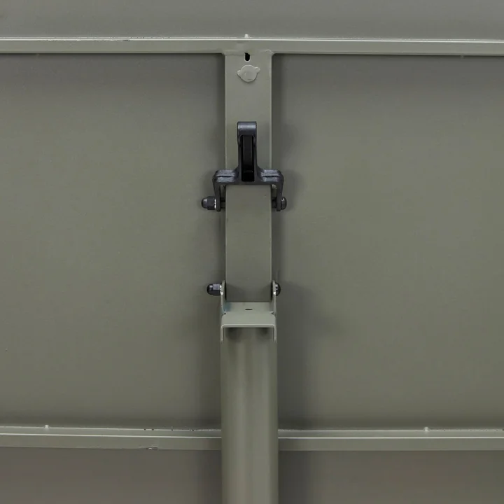 Helo Bistrotisch Outdoor von House Doctor in der Farbe grün