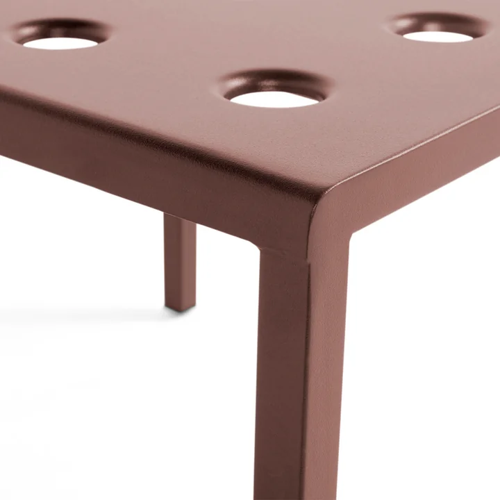 Balcony Beistelltisch von HAY