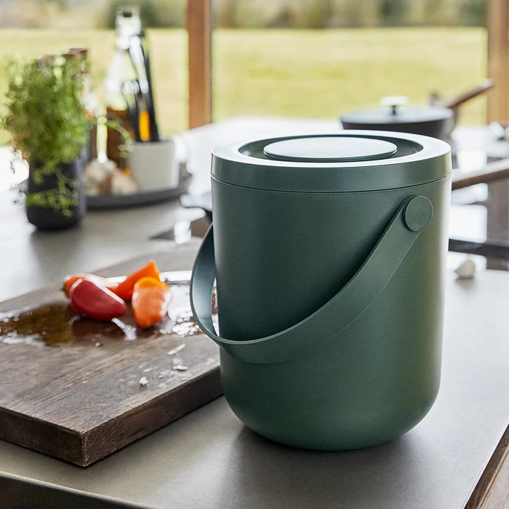 Circular Bioabfallbehälter, 3 Liter, garden green von Zone Denmark