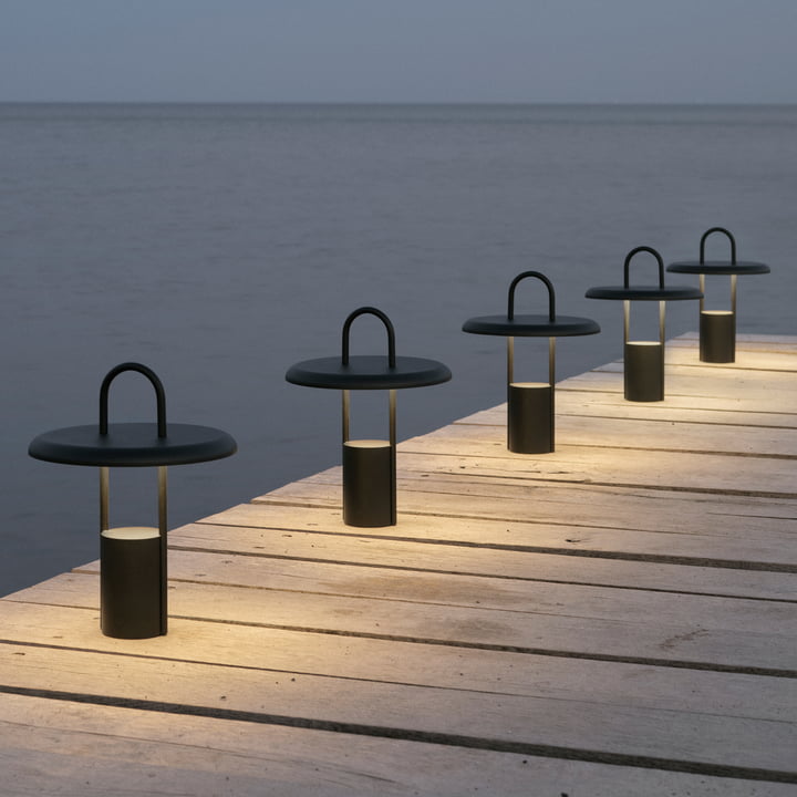 Pier Akku LED-Leuchte in schwarz von Stelton