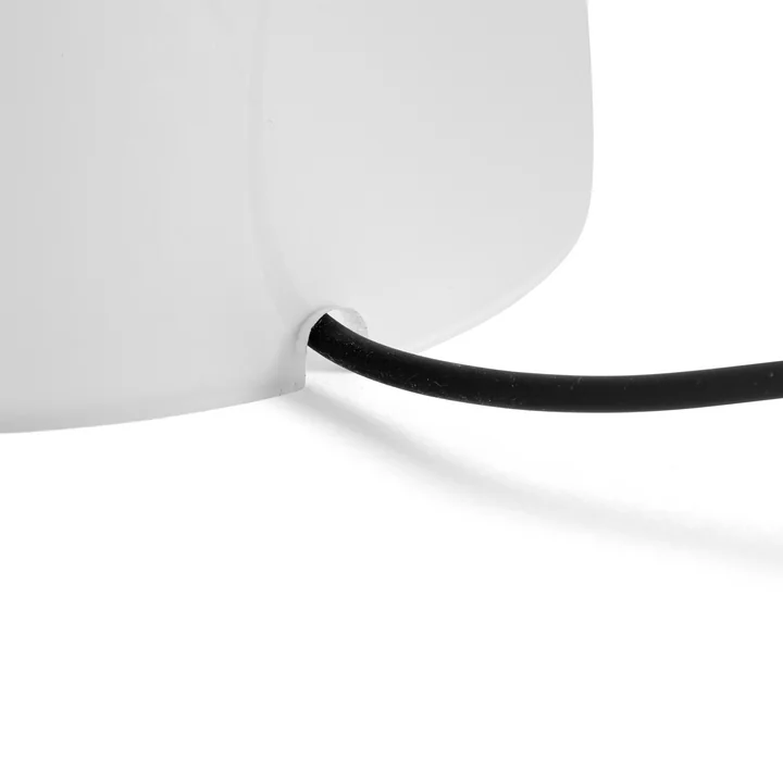 Pao Glas Tischleuchte von HAY in der Farbe weiss