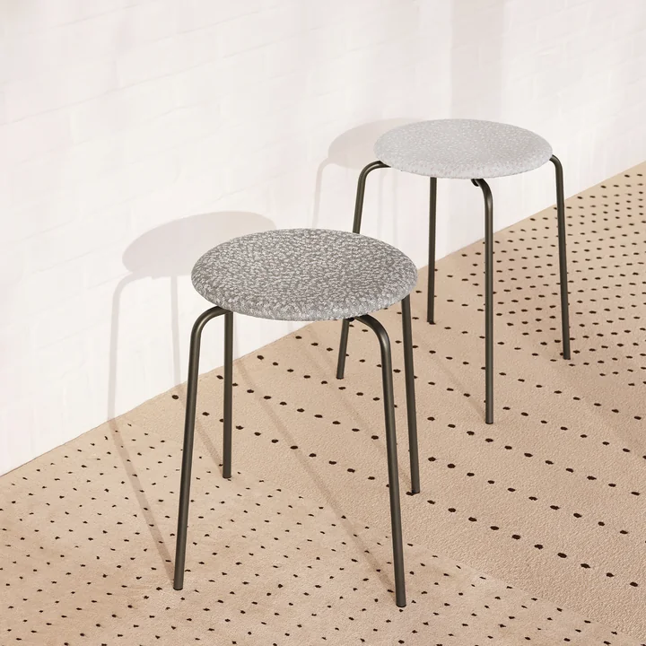 Dot Hocker von Fritz Hansen