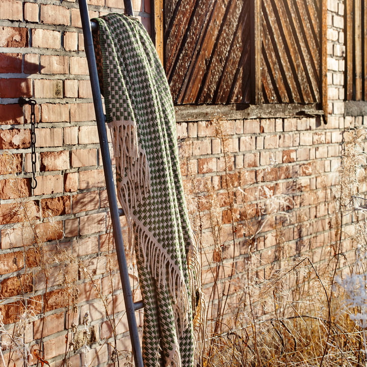 Isak Wolldecke, 150 x 210 cm, grün / beige von Røros Tweed