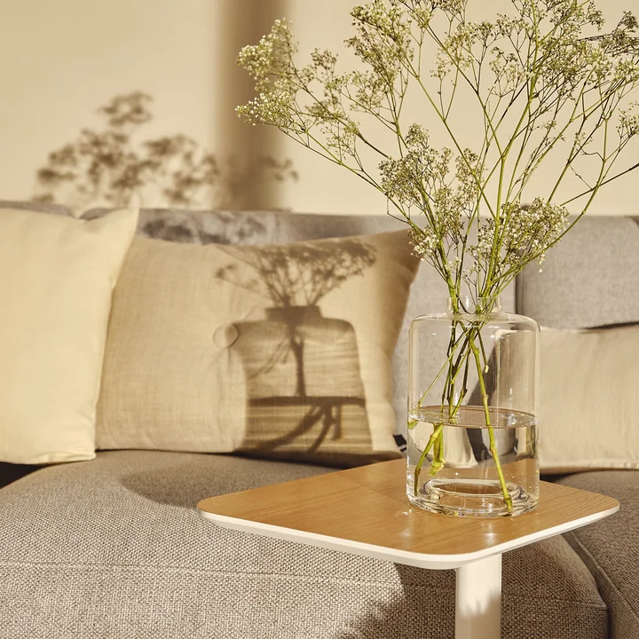 Rina Beistelltisch von Collection in der Ausführung weiss