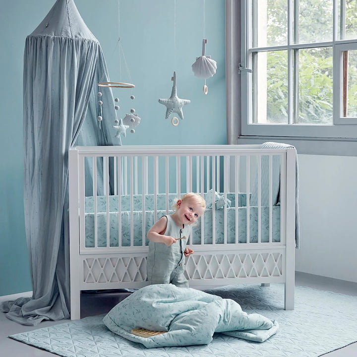 Harlequin Babybett von Cam Cam Copenhagen in der Farbe weiss