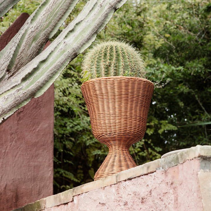 Agnes Blumenständer geflochten, H 45 cm, natur von ferm Living