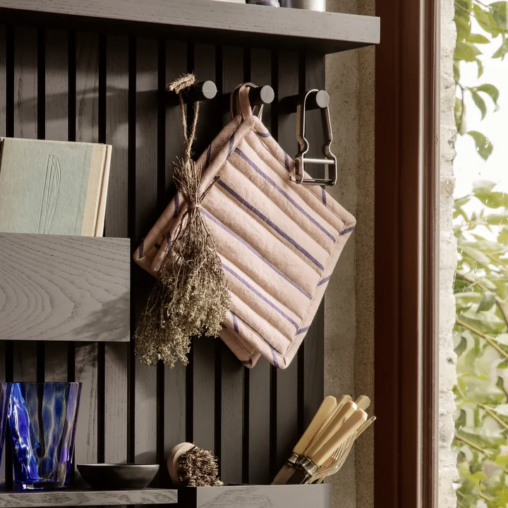 Hale Topflappen, rose / bright blue von Ferm Living