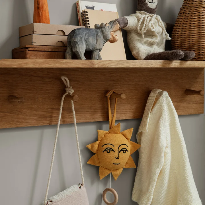 Place Wandregal, Medium, Eiche von Ferm Living