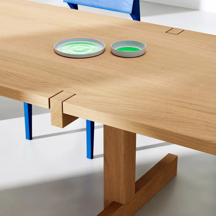 Richter Tisch von OUT Objekte unserer Tage