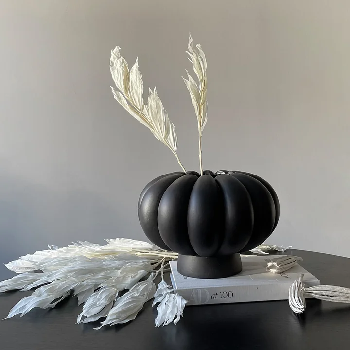 Kabin Vase, Lamella, Ø 35 cm, coffee von 101 Copenhagen