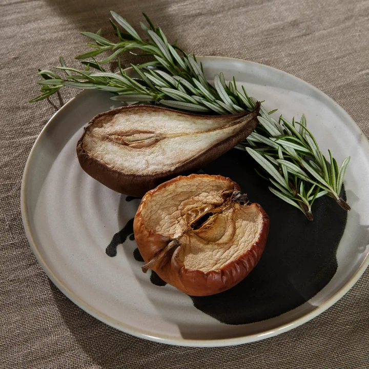 Omhu Servierplatte von Ferm Living