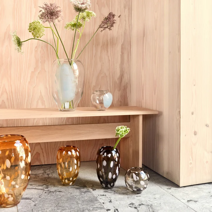 Die Jali Vase aus der gleichnamigen Kollektion von OYOY