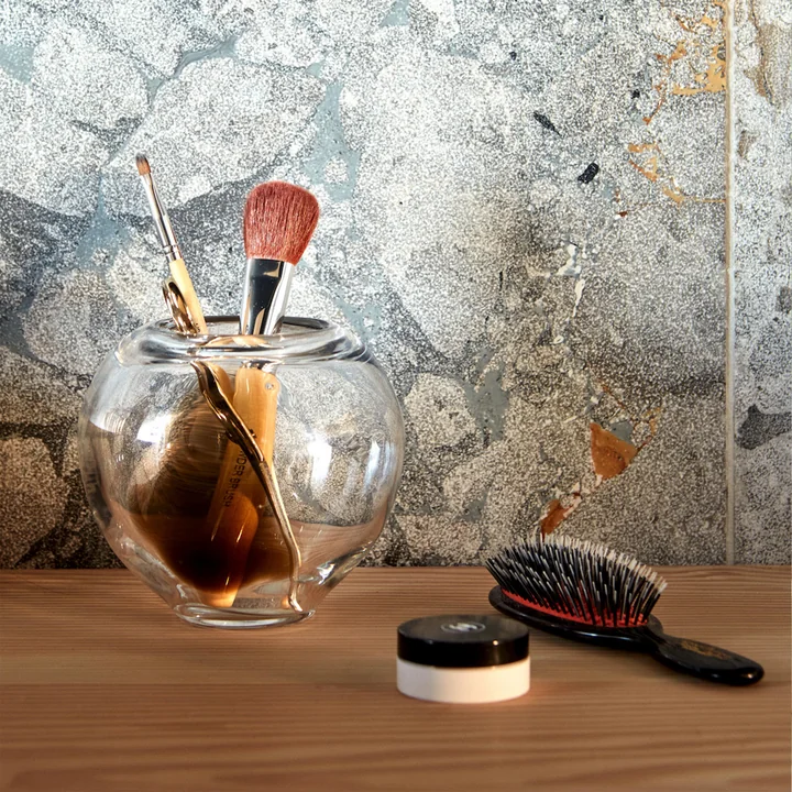 Die Jali Vase aus der gleichnamigen Kollektion von OYOY