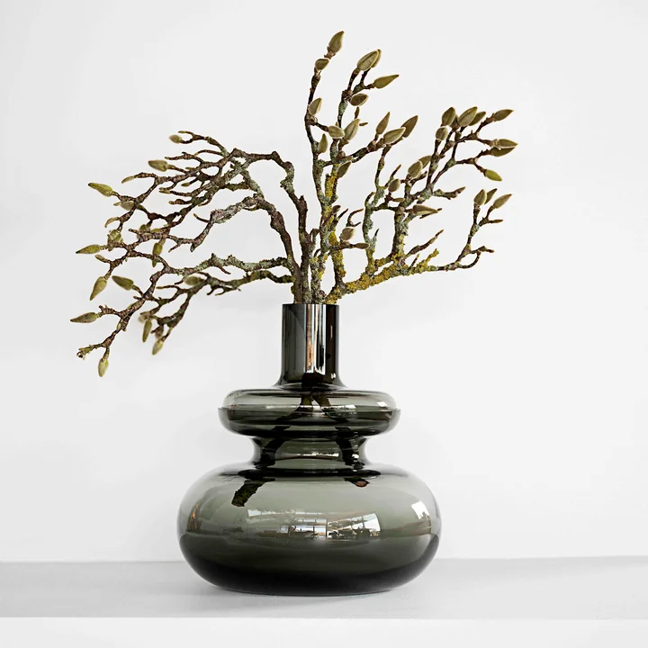 Inu Vase, Ø 23 x 25 cm, smoked grey von Zone Denmark