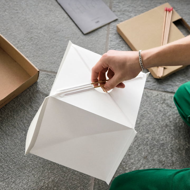 Paper Cube Papier Tischleuchte von Hay