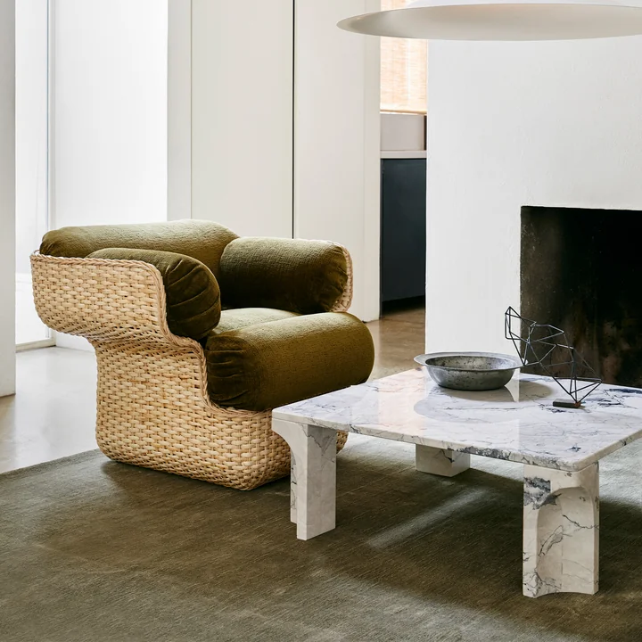 Doric Couchtisch von Gubi