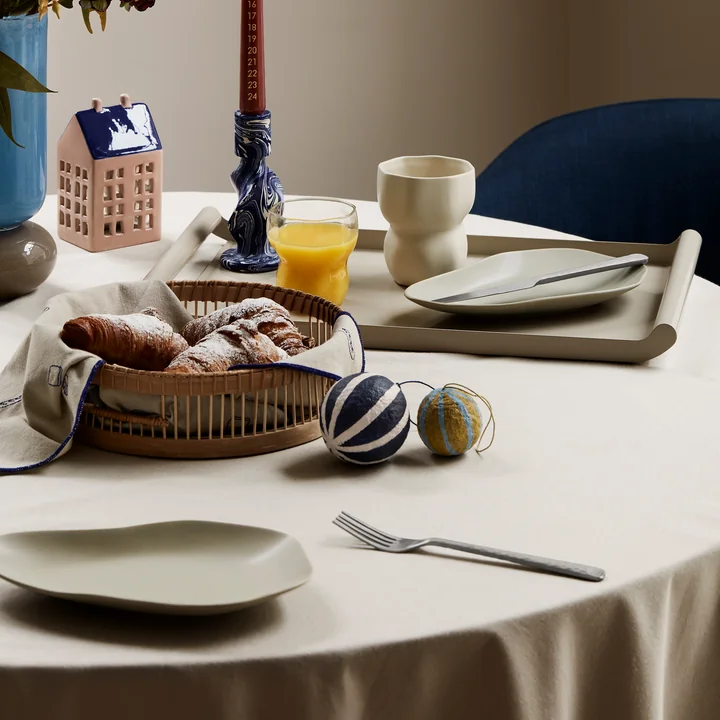 Charlie Serviertablett von Broste Copenhagen