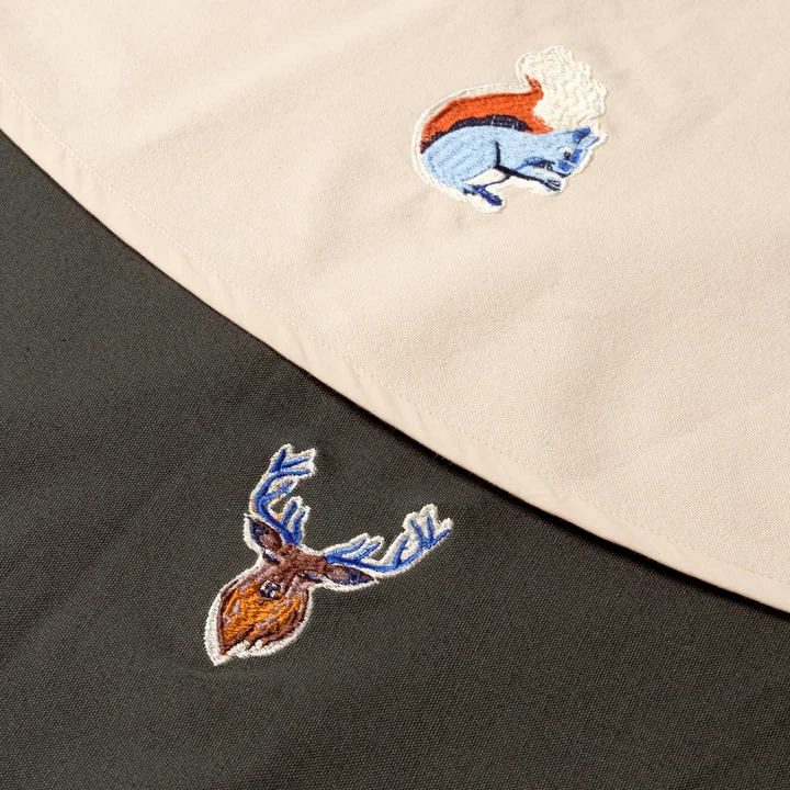 Deer Weihnachtsbaumdecke von Broste Copenhagen