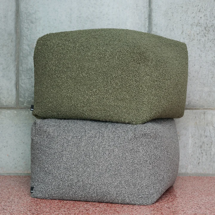 Der Snug Pouf des Labels HAY