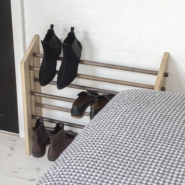 Roon & Rahn Moodstand Schuhregal von We Do Wood