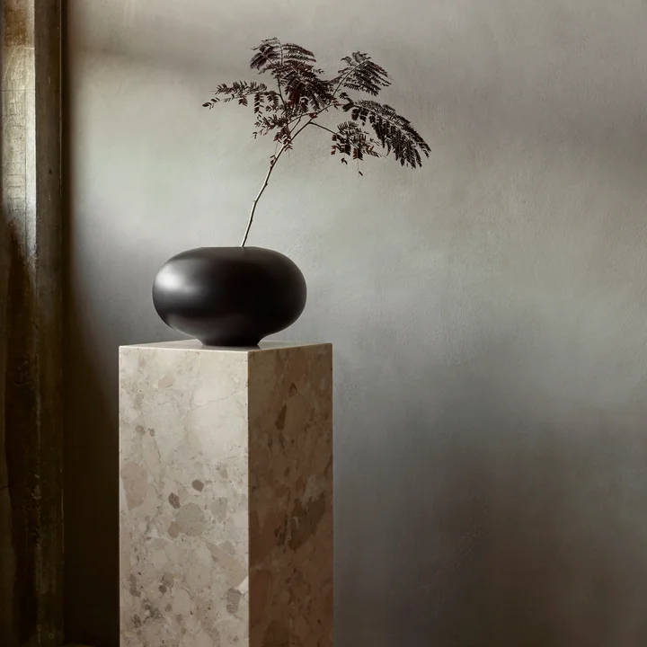 Plinth Pedestal Podest von Audo
