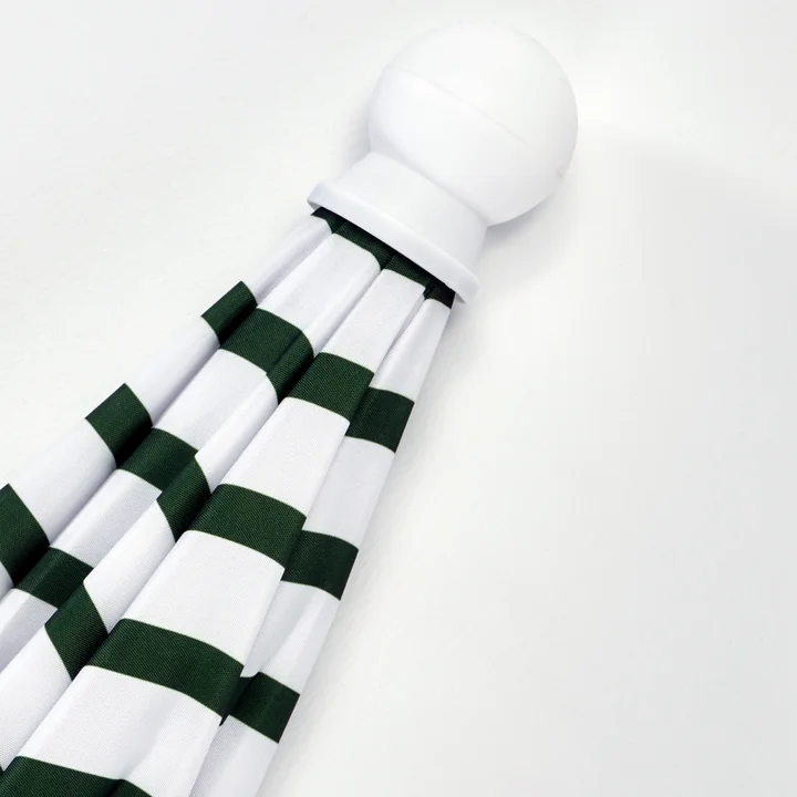 Oktogon Sonnenschirm, Ø 180 cm, grün / weiss von House Doctor