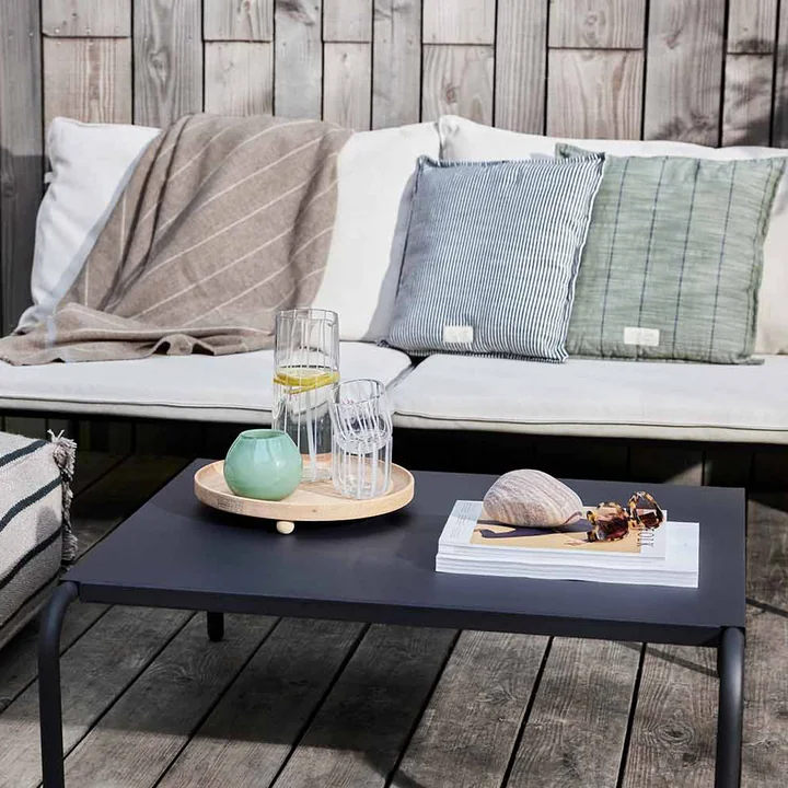 Furi Outdoor Lounge Tisch von OYOY