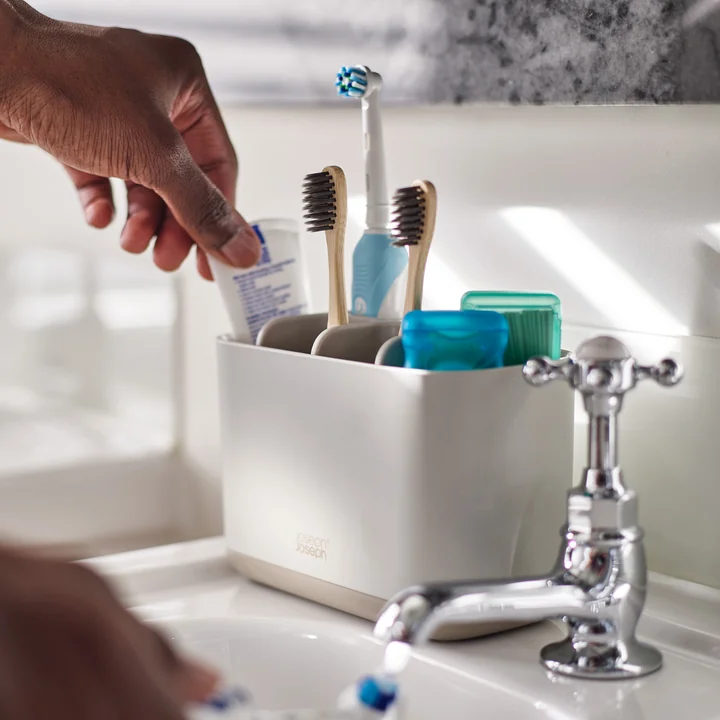 EasyStore Steel Zahnbürstenhalter, large / ecru von Joseph Joseph