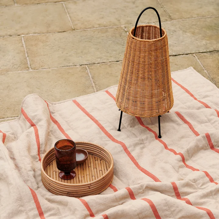 Porti LED Tischleuchte Rattan von Ferm Living