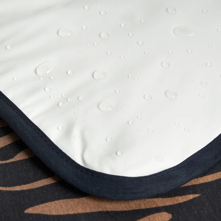 Hyde Park Wickelunterlage von Nobodinoz