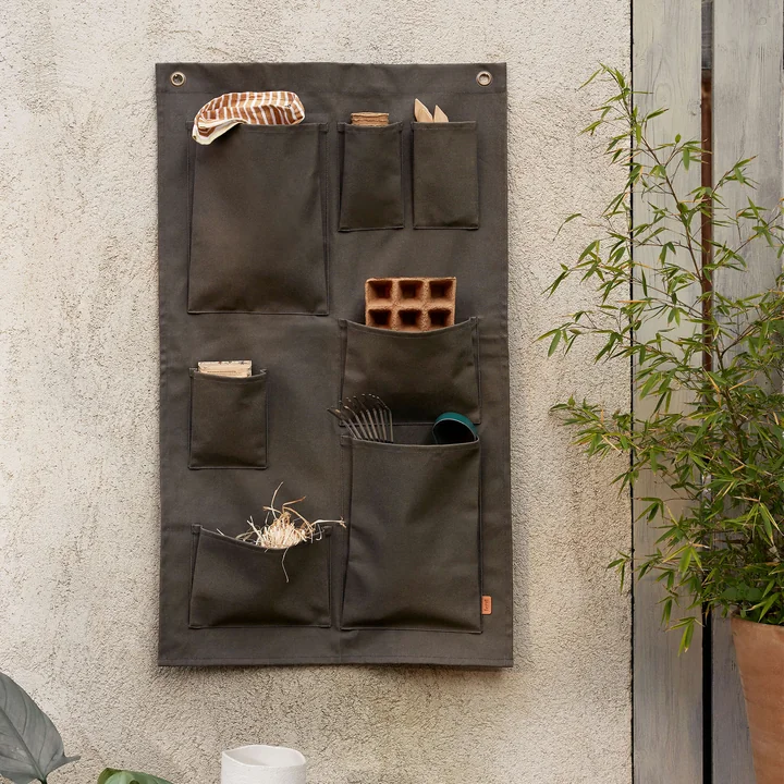 Ferm Living - Bark Wandaufbewahrung, oliv