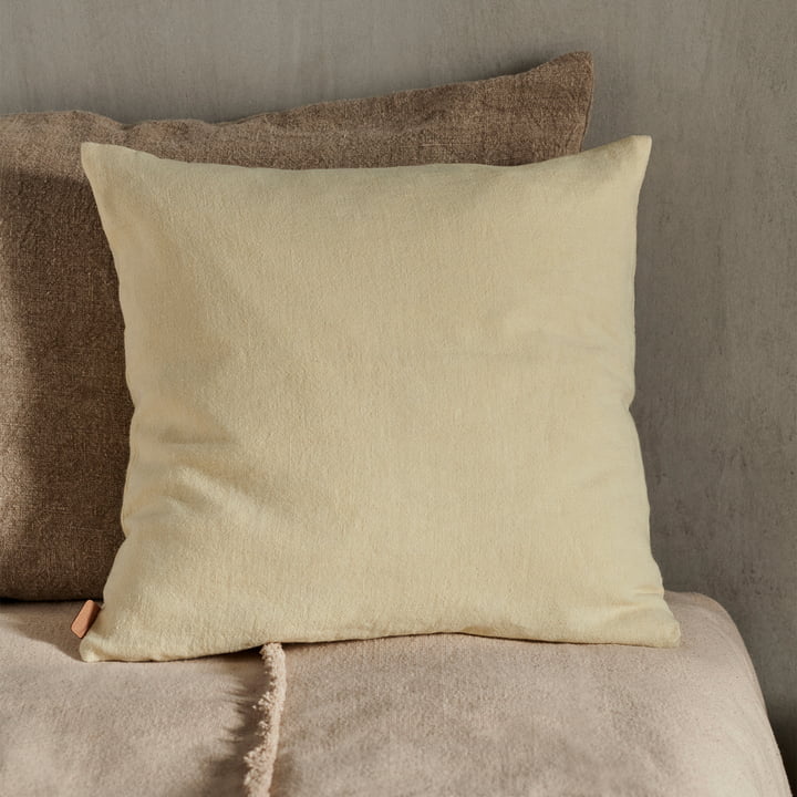 ferm Living - Heavy Linen Kissen, 50 x 50 cm, lemon