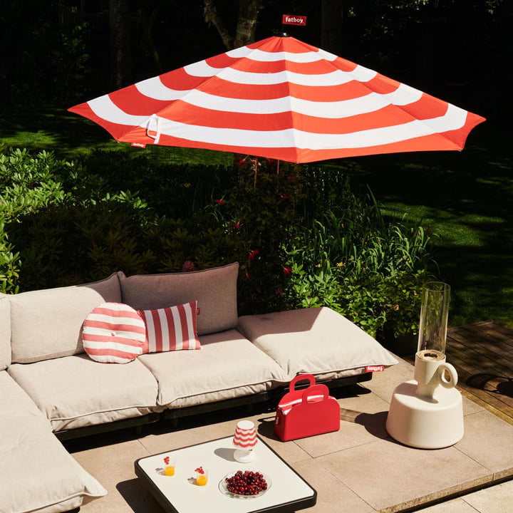 Stripesol Set Sonnenschirm Ø 350 cm rot + Ständer schwarz von Fatboy