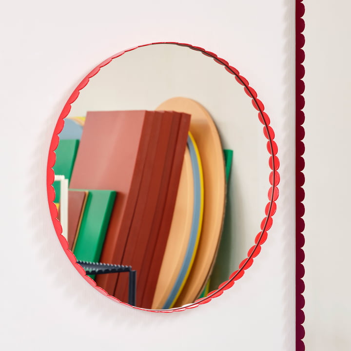 Arcs Spiegel, rund, rot von HAY