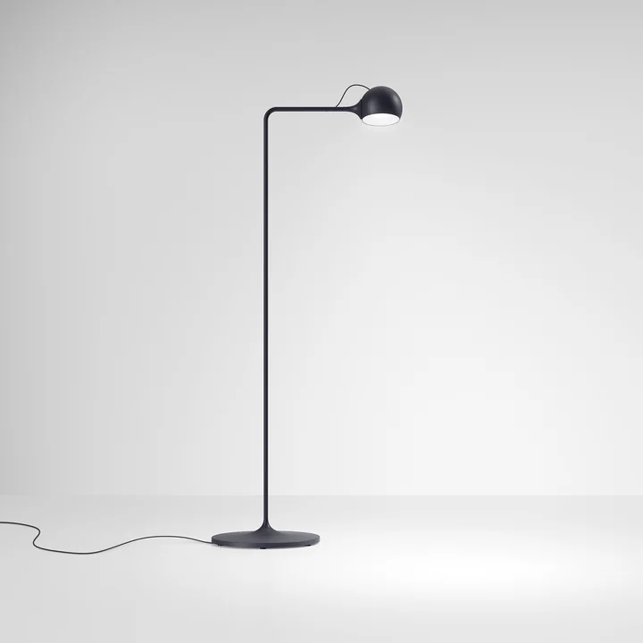 IXA Stehleuchte LED von Artemide