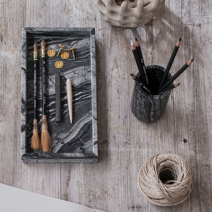 Marble Tablett von Mette Ditmer