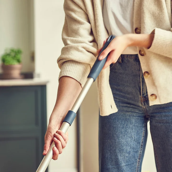 Joseph Joseph - CleanStore Besen