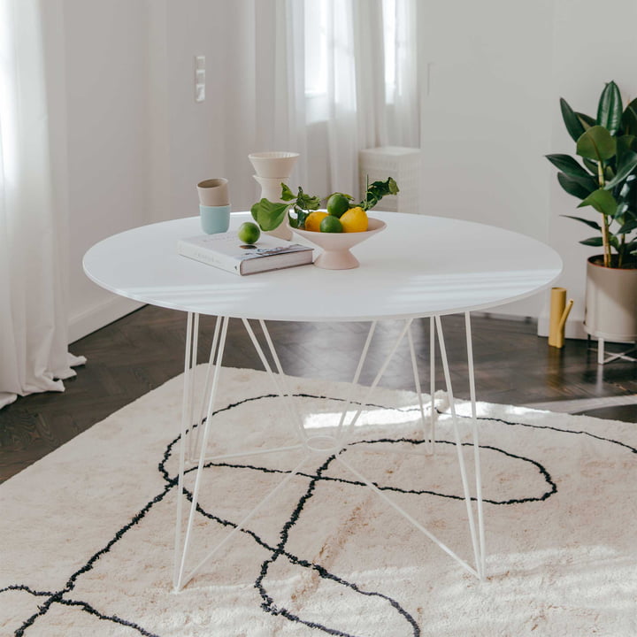 The Ring Table von Acapulco Design