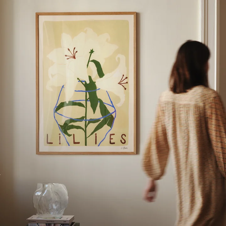 Lilies von Carla Llanos für The Poster Club