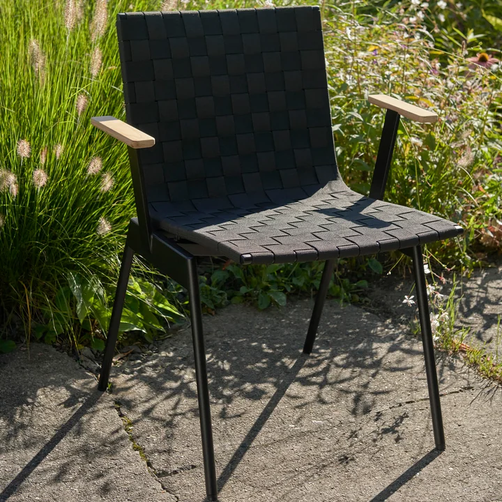 Ville Outdoor AV34 Armlehnstuhl von &Tradition