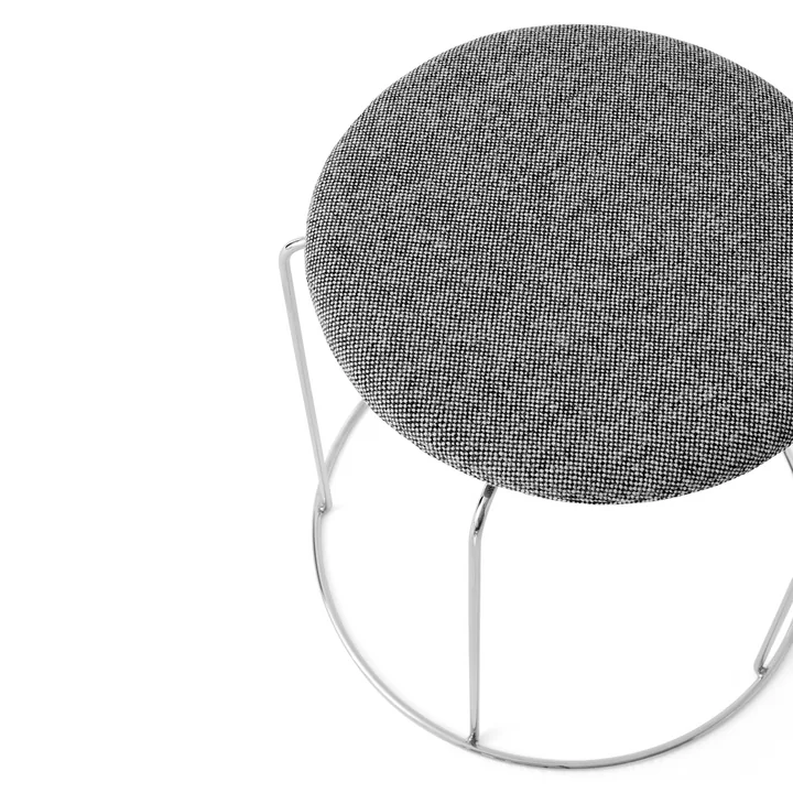 Wire Hocker mit Sitzauflage VP11, Edelstahl / grau (Kvadrat Hallingdal 126) von &Tradition