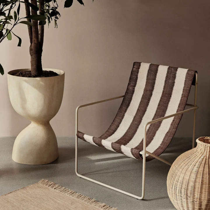 Desert Lounge Chair, cashmere / off-white, chocolate von Ferm Living