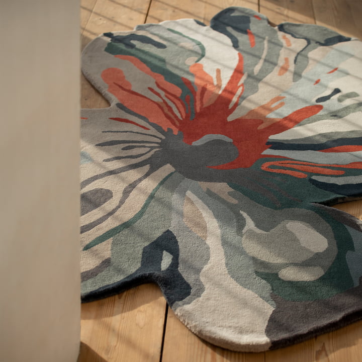 Flora Bloom Teppich 4, 170 x 156 cm, grau von nanimarquina
