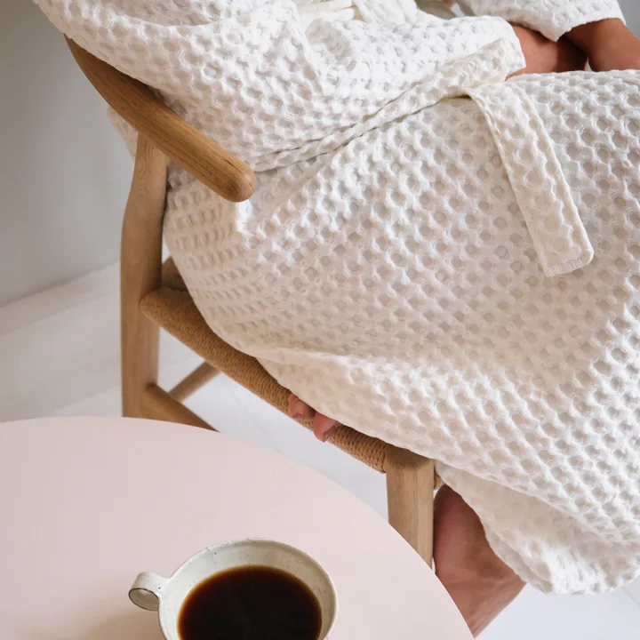 Big Waffle Bademantel von The Organic Company