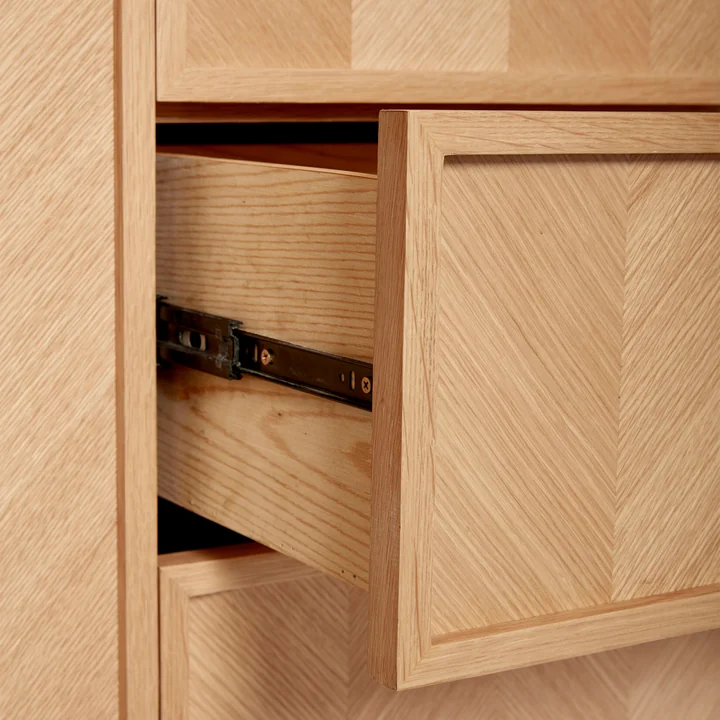 Hübsch Interior - Herringbone Kleiderschrank, Eiche, gross