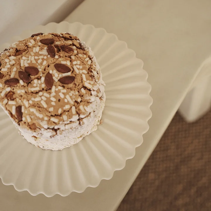 Fountain Tortenplatte, off-white von Ferm Living